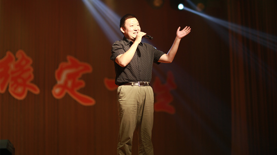 院长发言_副本.jpg